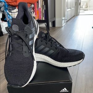 Adidas Ultraboost 20 Size 7.5 (men)/8.5 (women)